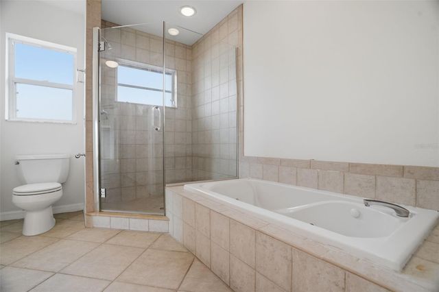 1832 VENETIAN POINT DRIVE, Clearwater, FL 33755