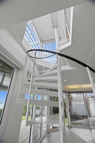 1832 VENETIAN POINT DRIVE, Clearwater, FL 33755