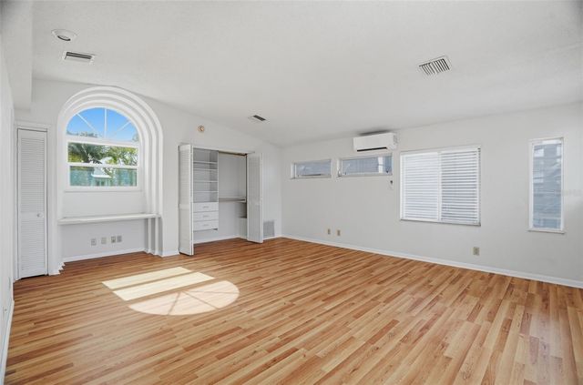 1832 VENETIAN POINT DRIVE, Clearwater, FL 33755