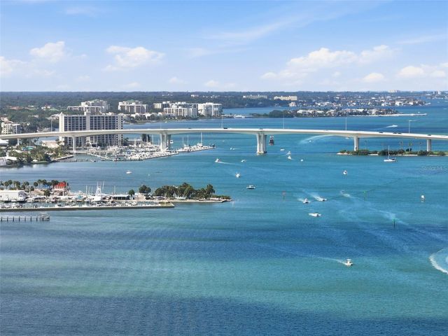 1832 VENETIAN POINT DRIVE, Clearwater, FL 33755