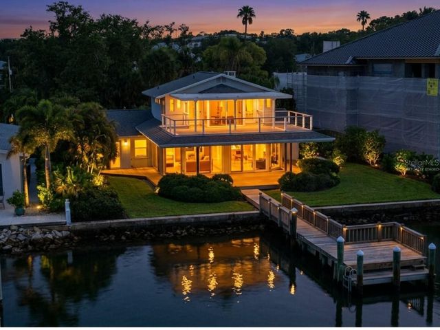 1832 VENETIAN POINT DRIVE, Clearwater, FL 33755