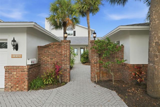 1832 VENETIAN POINT DRIVE, Clearwater, FL 33755