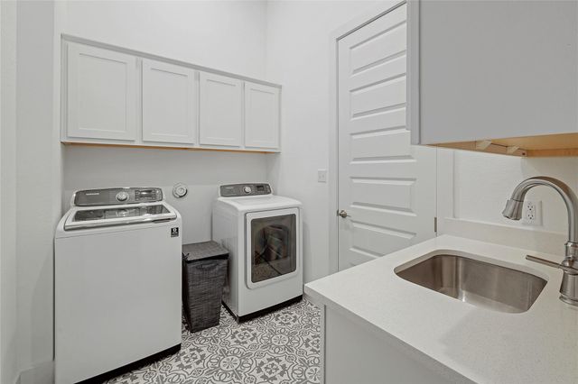 104 Serenity Hills DR, Georgetown, TX 78628