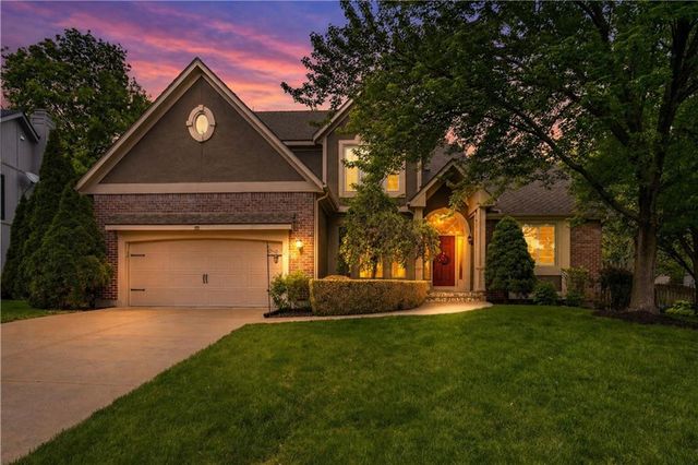 13201 Ballentine Street, Overland Park, KS 66213
