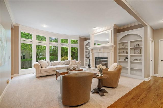 13201 Ballentine Street, Overland Park, KS 66213