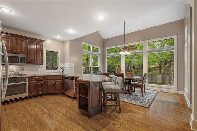 13201 Ballentine Street, Overland Park, KS 66213