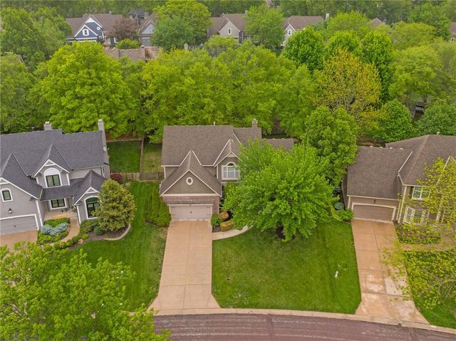 13201 Ballentine Street, Overland Park, KS 66213