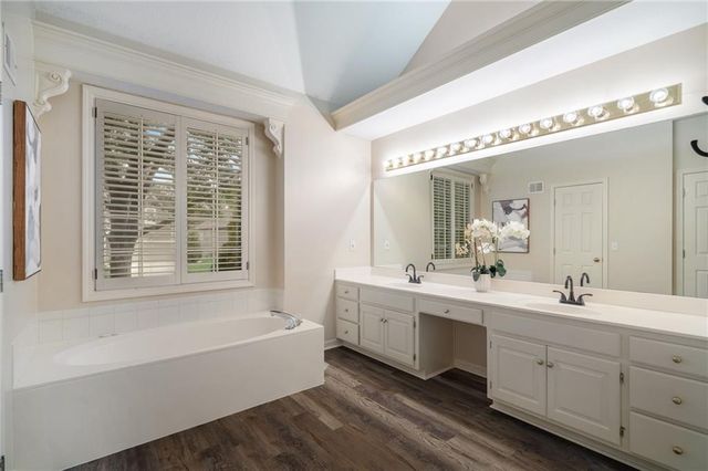 13201 Ballentine Street, Overland Park, KS 66213