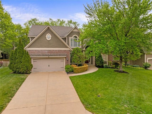 13201 Ballentine Street, Overland Park, KS 66213