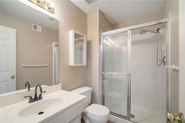 13201 Ballentine Street, Overland Park, KS 66213