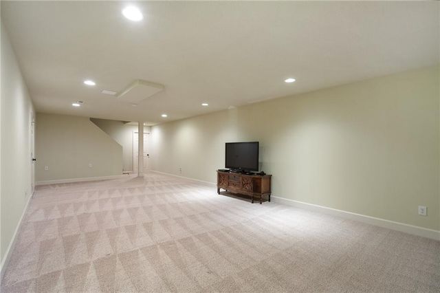 13201 Ballentine Street, Overland Park, KS 66213