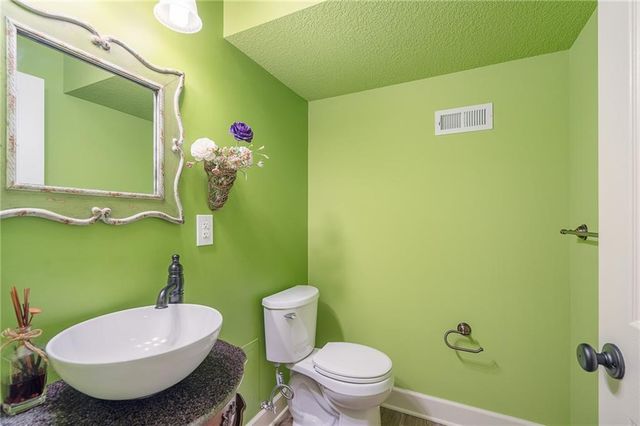 13201 Ballentine Street, Overland Park, KS 66213