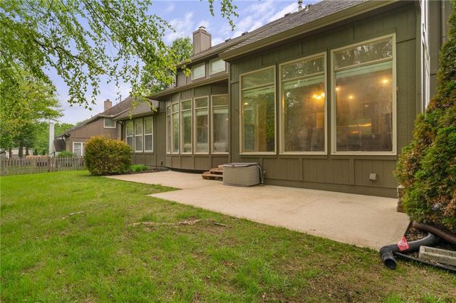 13201 Ballentine Street, Overland Park, KS 66213