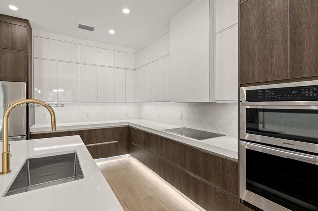 1587 W GOLDEN GATE BLVD, Naples, FL 34120