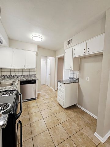 745 W Cedar Street, Hurst, TX 76053