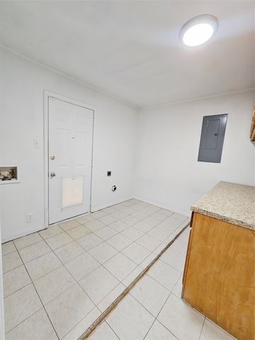 745 W Cedar Street, Hurst, TX 76053