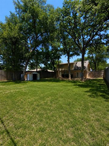 745 W Cedar Street, Hurst, TX 76053