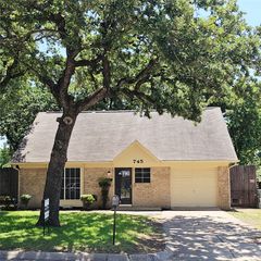 745 W Cedar Street, Hurst, TX 76053