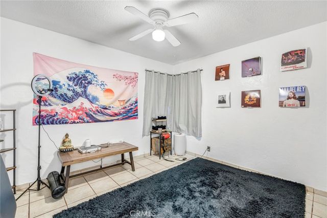 1562 N Fay, Fresno, CA 93728