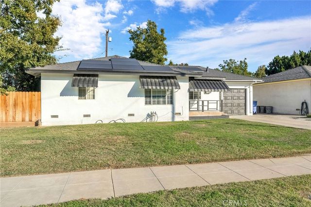 1562 N Fay, Fresno, CA 93728
