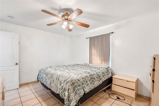 1562 N Fay, Fresno, CA 93728