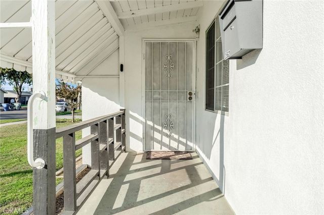 1562 N Fay, Fresno, CA 93728