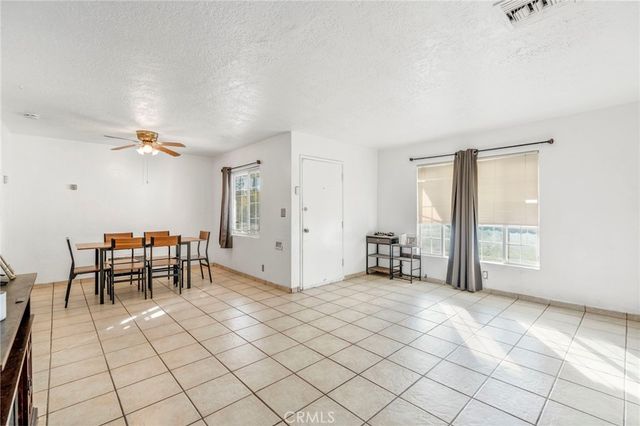 1562 N Fay, Fresno, CA 93728