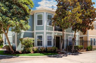 1702 Redwing Cove Drive, Houston, TX 77009