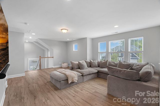 6608 Jepson Court, Charlotte, NC 28214