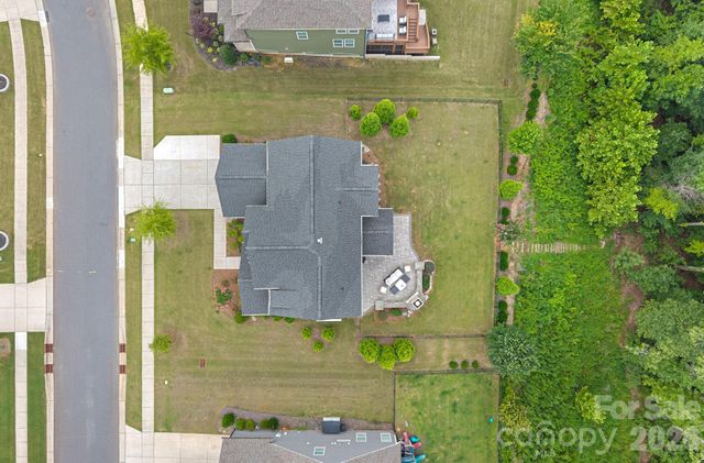 6608 Jepson Court, Charlotte, NC 28214