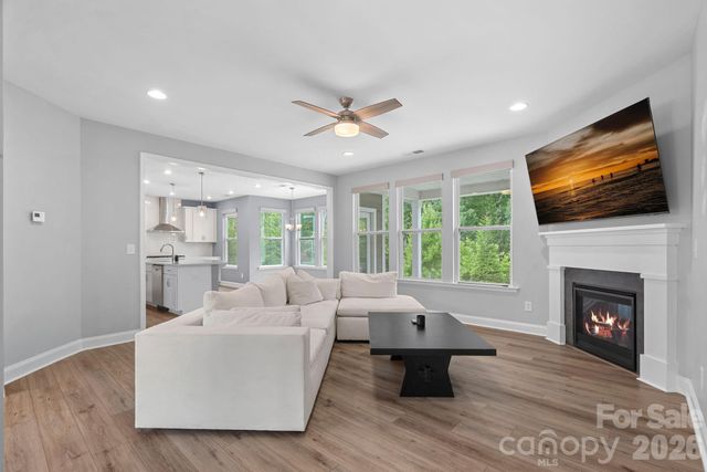 6608 Jepson Court, Charlotte, NC 28214