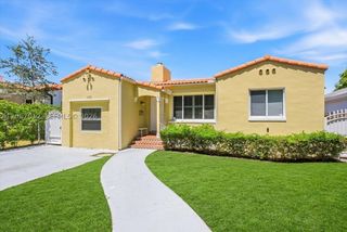 155 SW 28th Rd, Miami, FL 33129