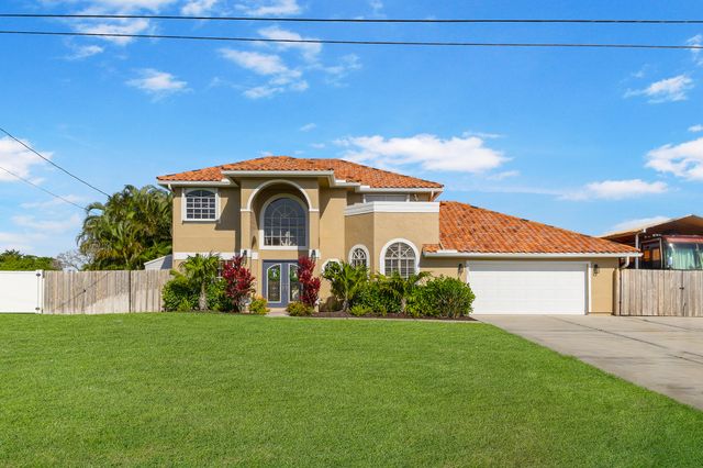 121 NE Naranja Avenue, Port St. Lucie, Port St Lucie, FL 34983