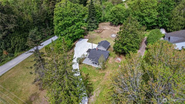 1409 E Dallman Road, Camano Island, WA 98282