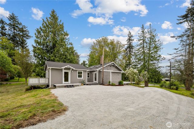 1409 E Dallman Road, Camano Island, WA 98282