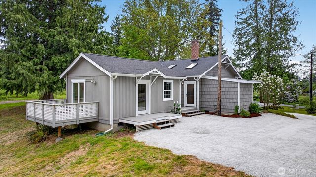 1409 E Dallman Road, Camano Island, WA 98282