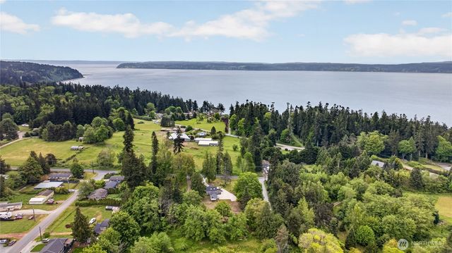1409 E Dallman Road, Camano Island, WA 98282