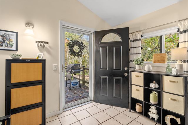 88 Perch Pond Road, Holderness, NH 03245