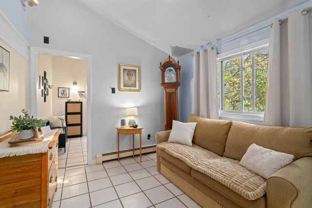 88 Perch Pond Road, Holderness, NH 03245