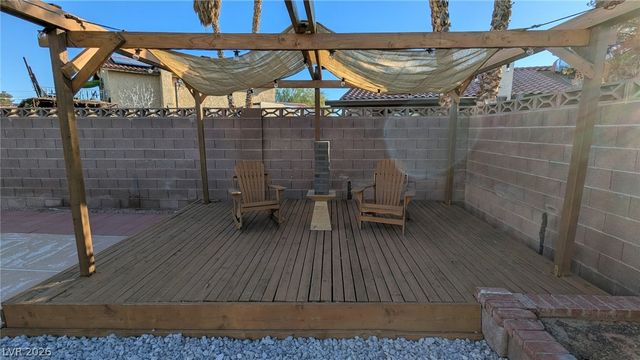 5253 Cartaro Drive, Las Vegas, NV 89103