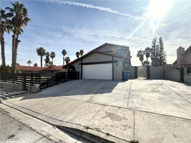 5253 Cartaro Drive, Las Vegas, NV 89103