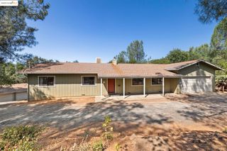 11828 Campo Seco Rd, Sonora, CA 95370