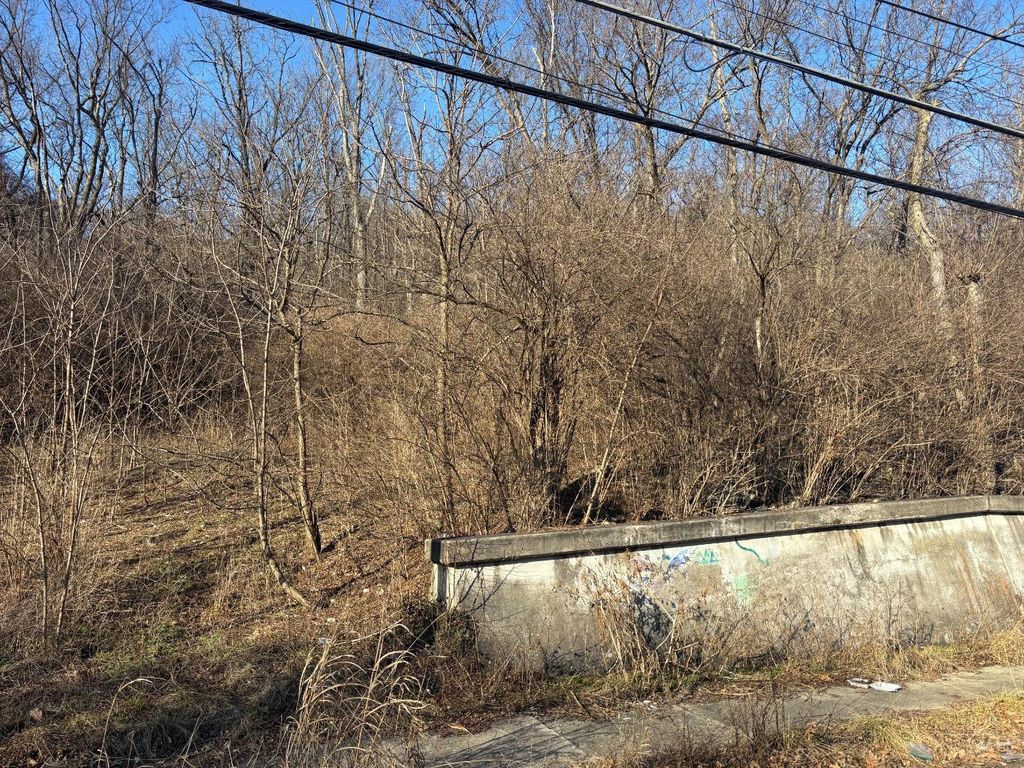 3864 River Road, Cincinnati, OH 45204