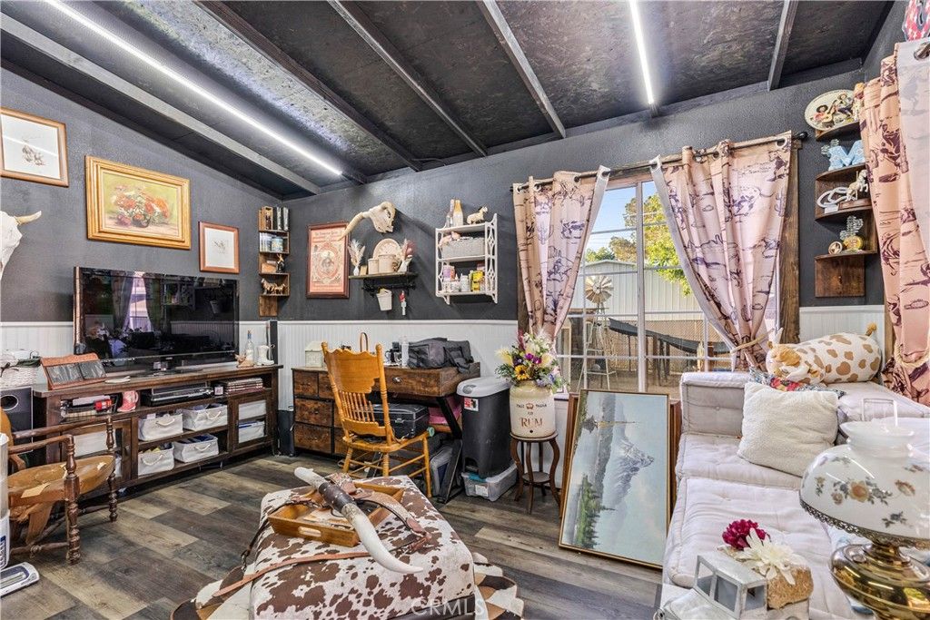 Image 28 of property listing at 4815 W Avenue L14, Lancaster, CA 93536