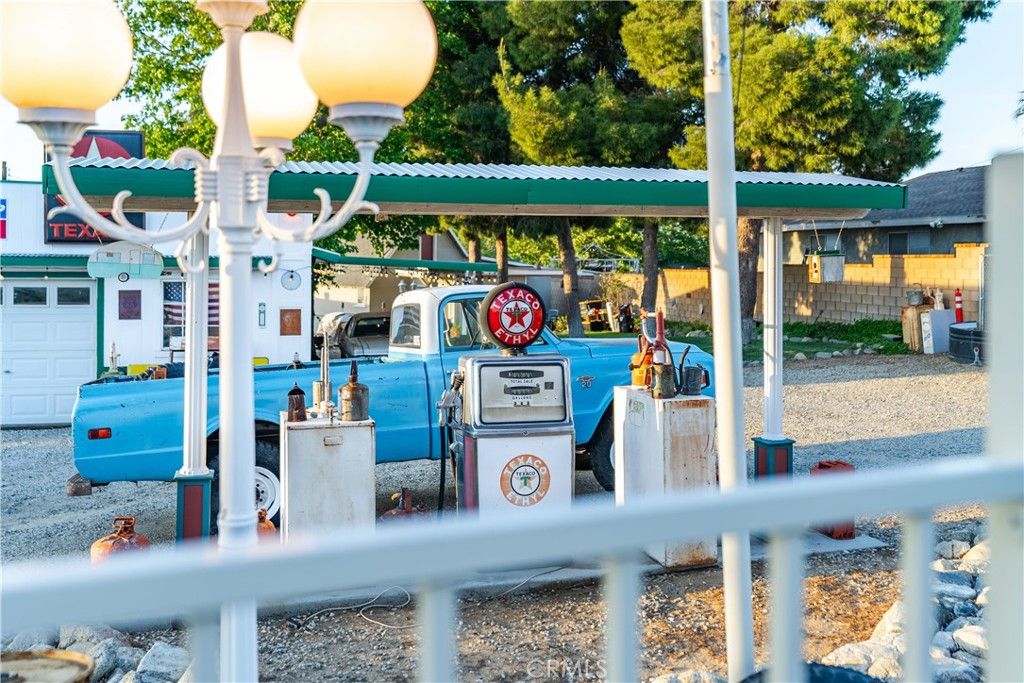 Image 35 of property listing at 4815 W Avenue L14, Lancaster, CA 93536