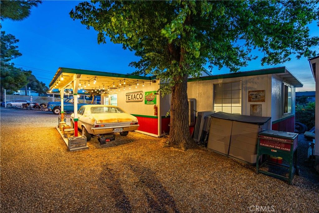 Image 38 of property listing at 4815 W Avenue L14, Lancaster, CA 93536