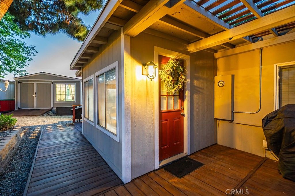 Image 4 of property listing at 4815 W Avenue L14, Lancaster, CA 93536