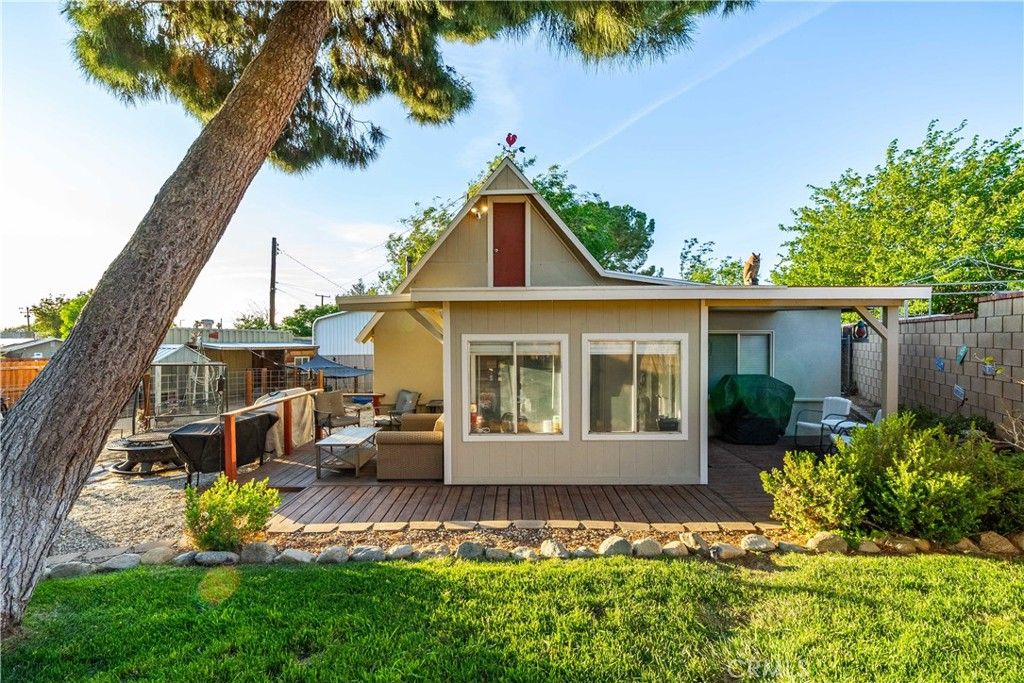 Image 6 of property listing at 4815 W Avenue L14, Lancaster, CA 93536