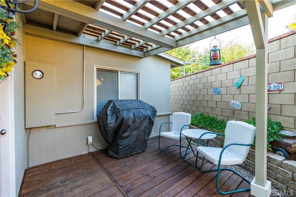 Image 7 of property listing at 4815 W Avenue L14, Lancaster, CA 93536