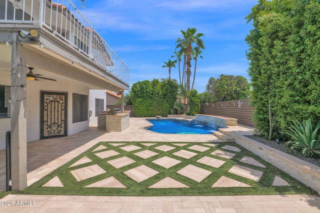 1501 W ANTIQUA Drive, Gilbert, AZ 85233